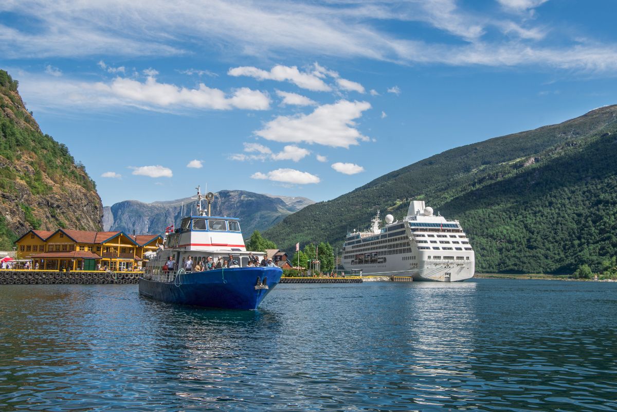 aurlandsfjord-flam-norway-27-july-2018-cruise-line-EVCEF5X.jpg